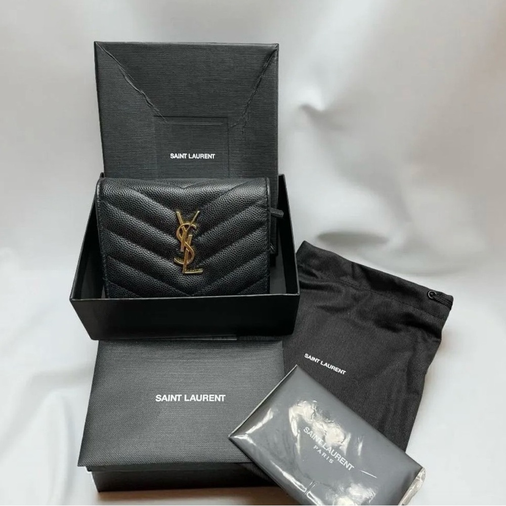 YSL Grain De Poudre Bifold Wallet with Gold Hardware